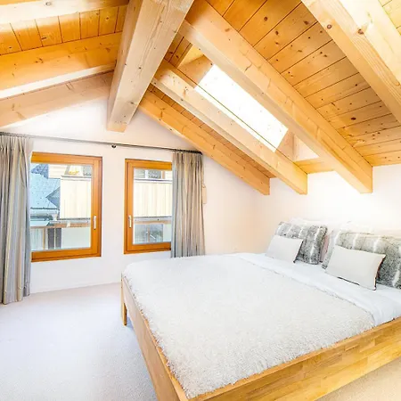 Sonnegg Penthouse דירה *